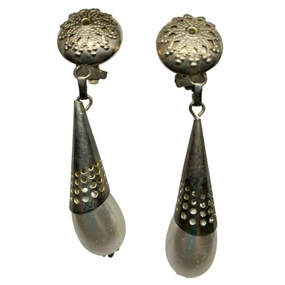 Vintage Drop Silver tone and Faux Pearl Clip on Earrings, Brutalist - Picture 3 of 6